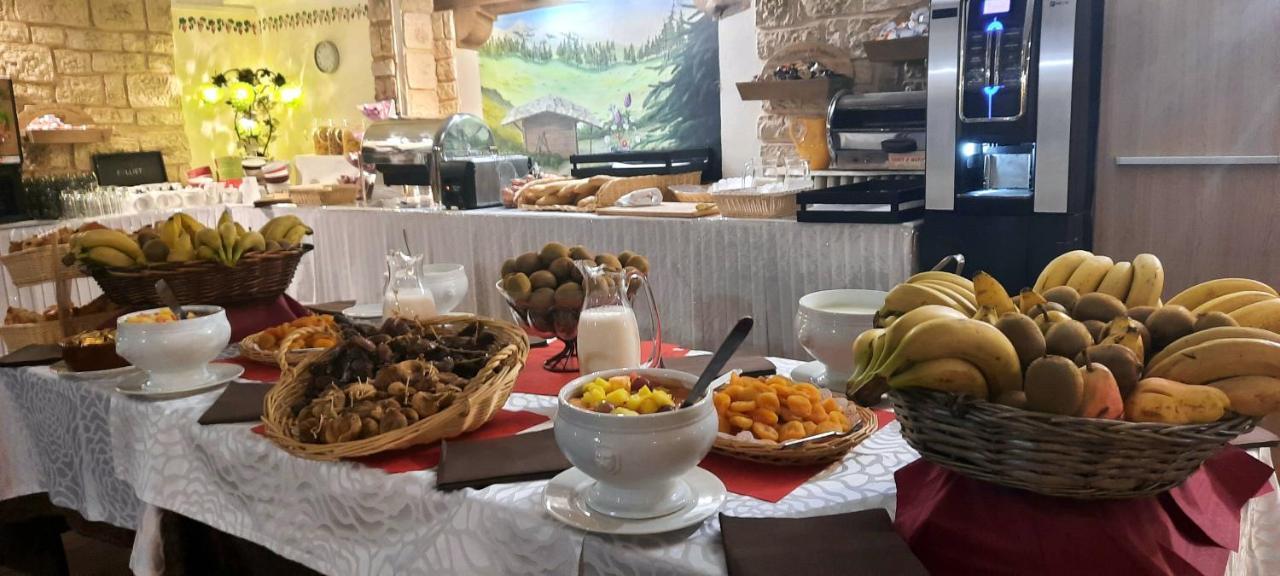 Hotel Chastellares أورو المظهر الخارجي الصورة