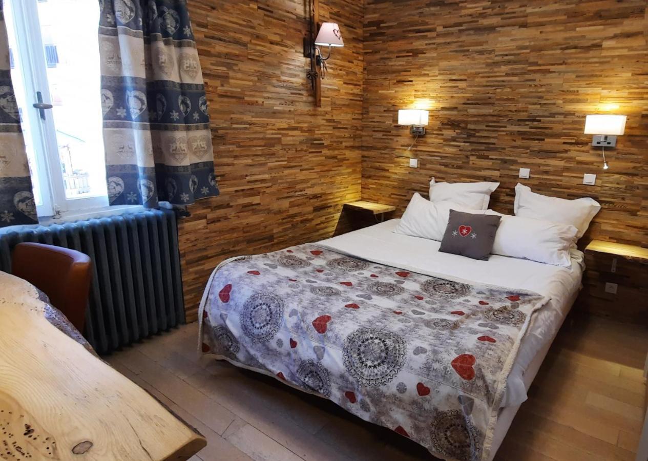 Hotel Chastellares أورو المظهر الخارجي الصورة
